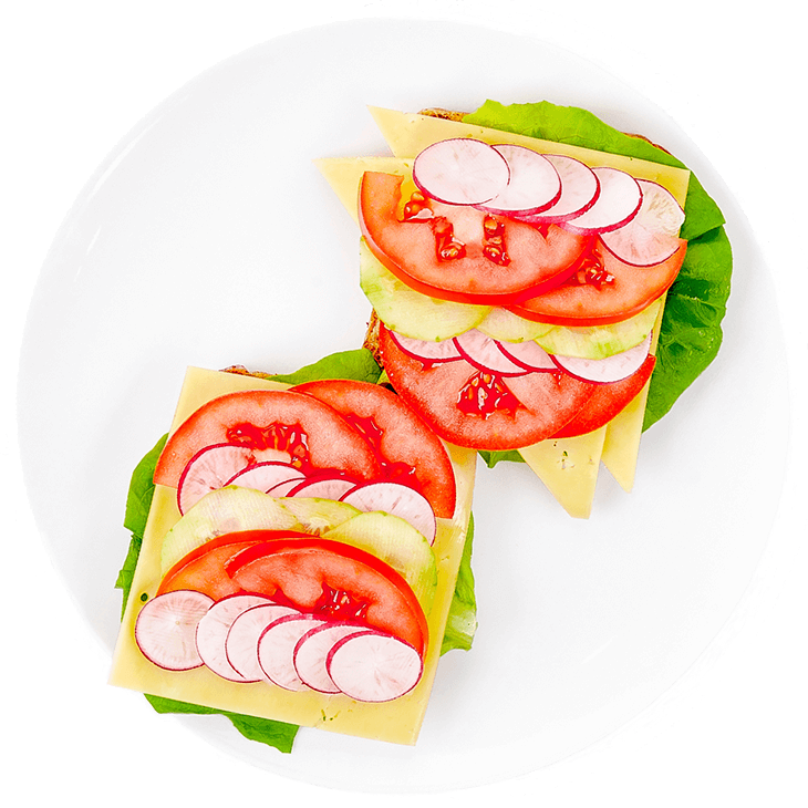 Sandwiches mit Schnittkäse und Gemüse