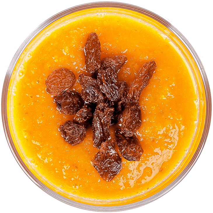 Slimming - Cocktail mit getrockneten Aprikosen, Orange, Karotte und Acai-Beeren