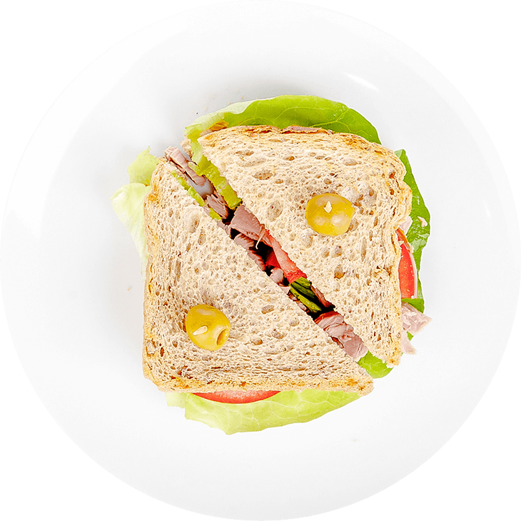 Sandwiches mit Thunfisch, Tomate und Salat